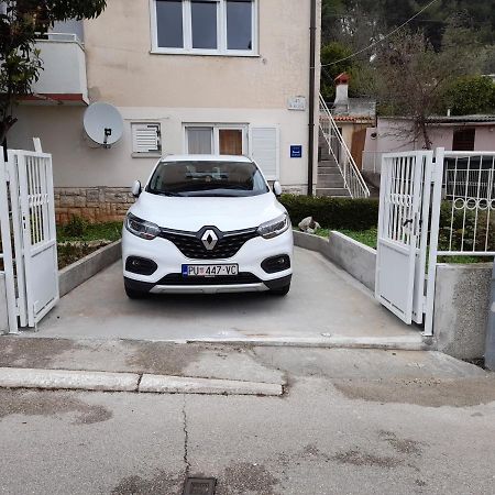 Apartment Katarina بولا المظهر الخارجي الصورة